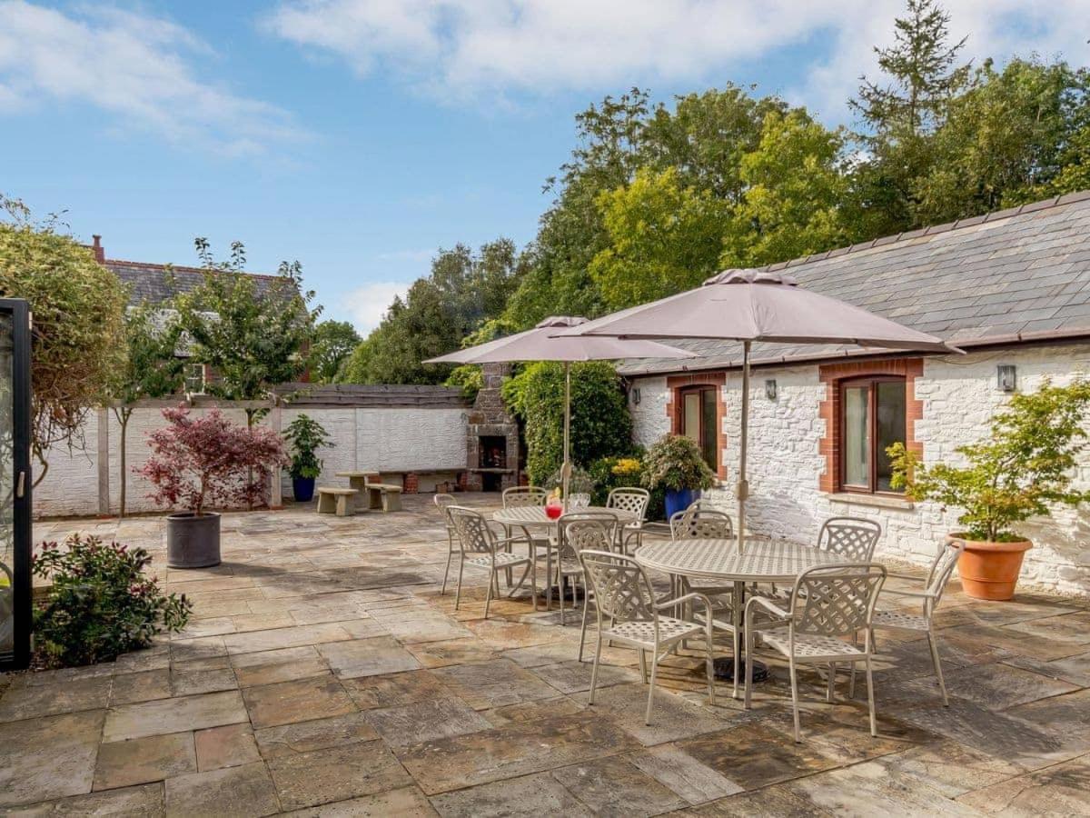 White Horse Farm Abergavenny Exterior photo