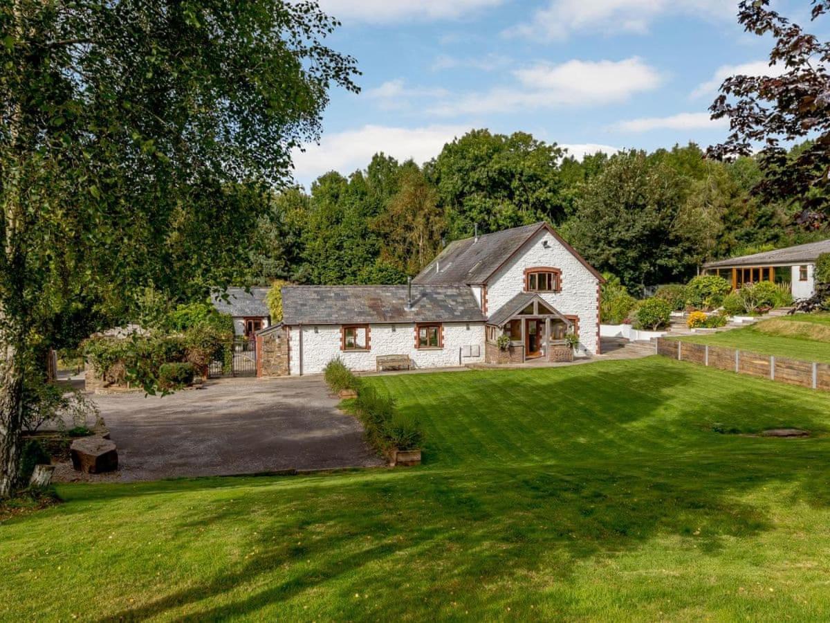 White Horse Farm Abergavenny Exterior photo